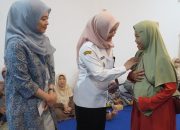 Wakil Wali Kota Tegal Salurkan Bansos BSI untuk Masyarakat Rentan